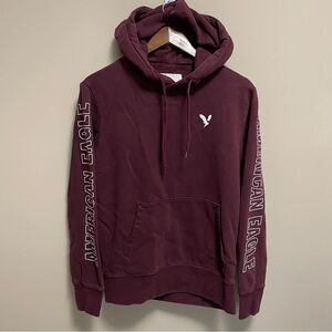 American Eagle Outfitters Men's Maroon Hoodie Size Small